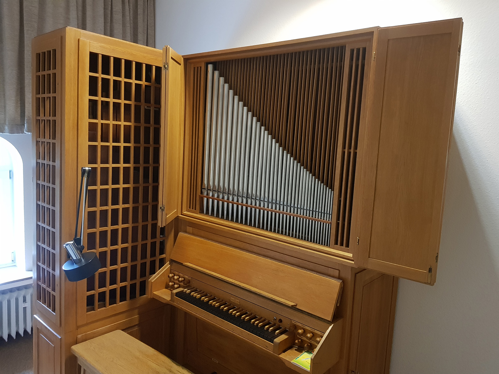 Hochschule für Kirchenmusik der Evangelischen Landeskirche von Westfalen, Herford (Übungsorgel in der Villa) Hochschule für Kirchenmusik der Evangelischen Landeskirche von Westfalen, Herford (Übungsorgel in der Villa)