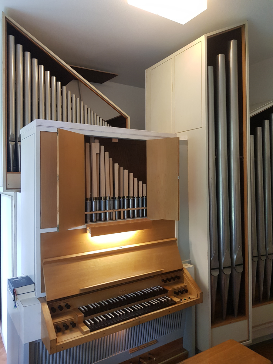 Hochschule für Kirchenmusik der Evangelischen Landeskirche von Westfalen, Herford (Übungsorgel in der Villa) Hochschule für Kirchenmusik der Evangelischen Landeskirche von Westfalen, Herford (Übungsorgel in der Villa)